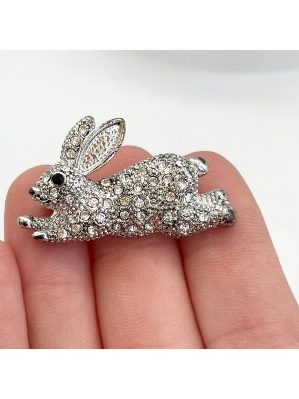 Mint Rhinestone Bunny Rabbit | Hare Vintage Silver T Vintage Brooch | Lapel Pin - Picture 7 of 9